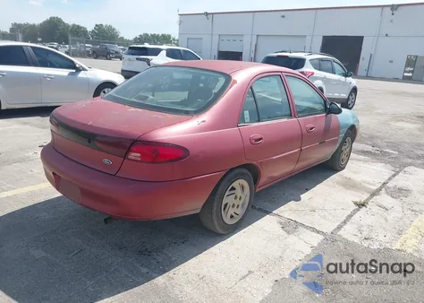 2000 Ford Escort from USA, damaged, VIN 3FAFP13PXYR258385